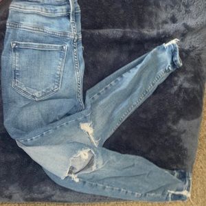 Old Navy Ripped Jeans, size 0 High waisted super skinny